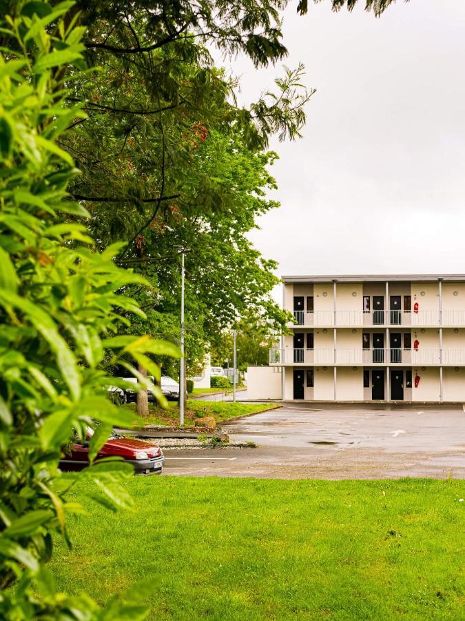 Hotel Du Parc - Chantepie Exterior photo